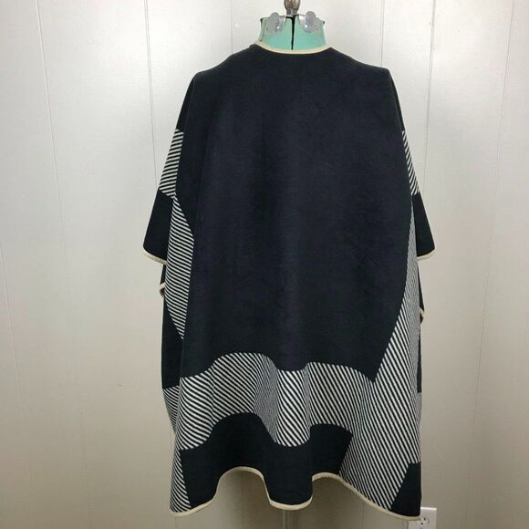 Woolrich Dark Navy Reversible Soft Fleece Open Front Blanket Wrap Shawl One Size - Picture 2 of 13